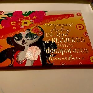 Beautiful girl skull palettes